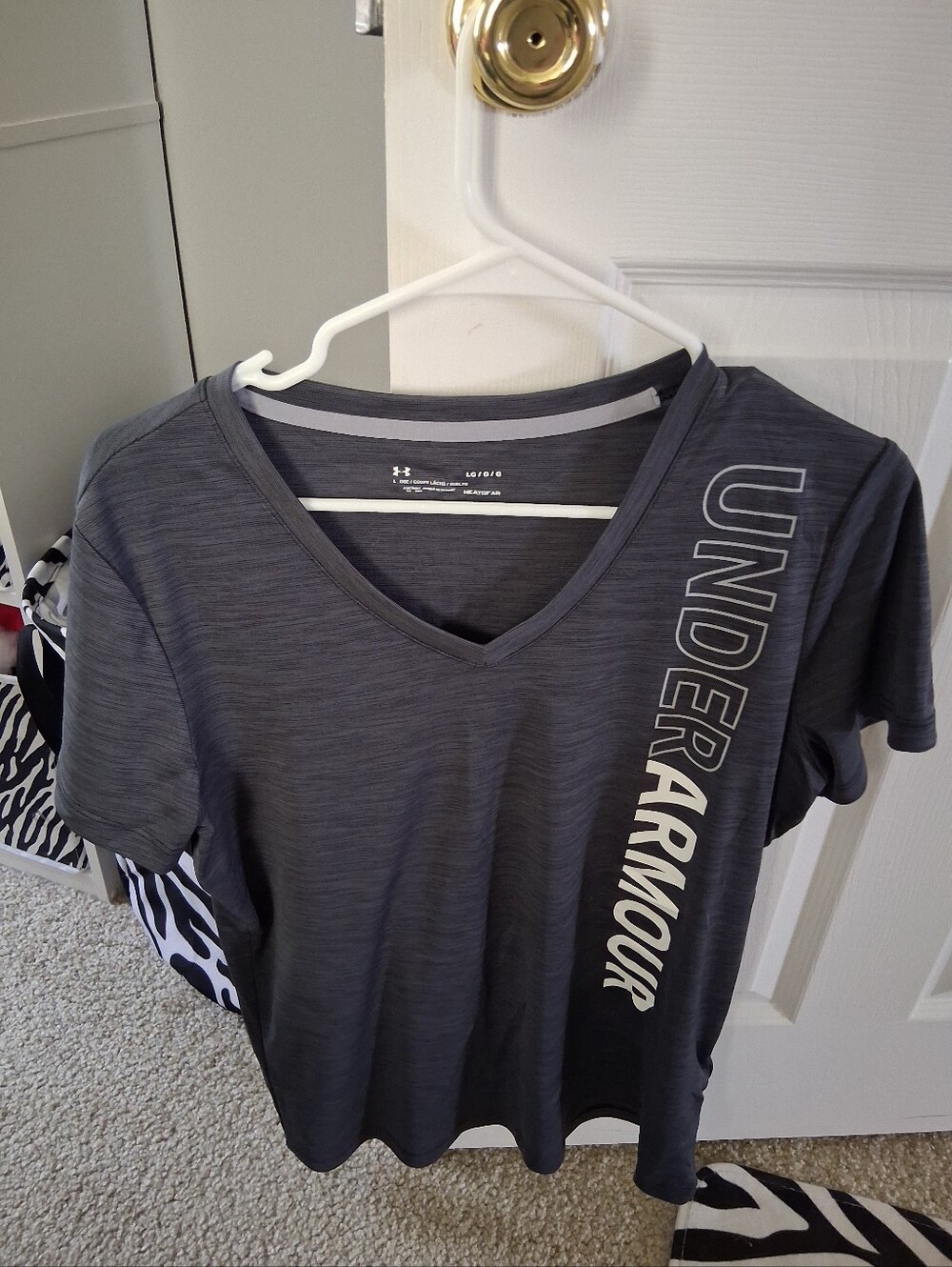 Women's Under Armour t-shirt